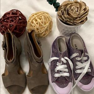 Bundle 2 girls shoes